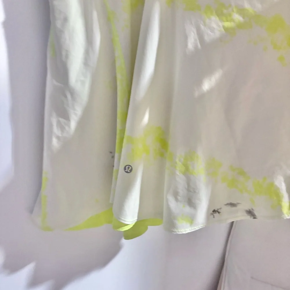 LULULEMON Court Crush Dress Cross Court Wash Electric Lemon Multi Electric Lemon